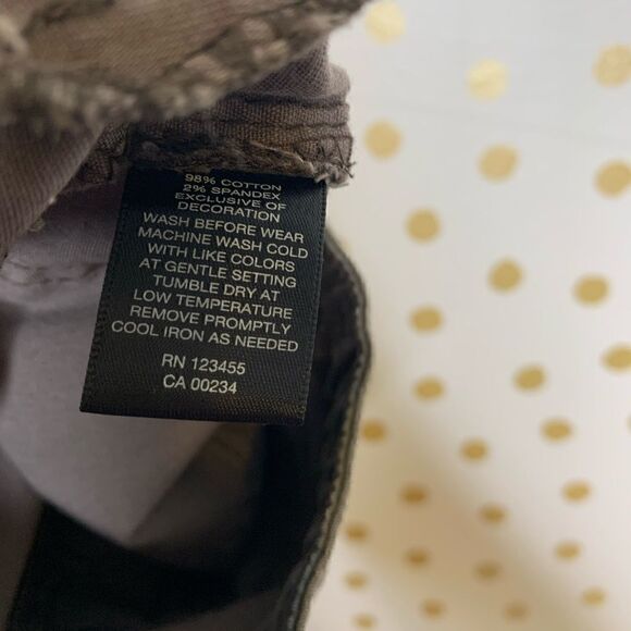 Design Lab Lord & Taylor Camo Moto Skinny Pants 26 - Picture 4 of 4